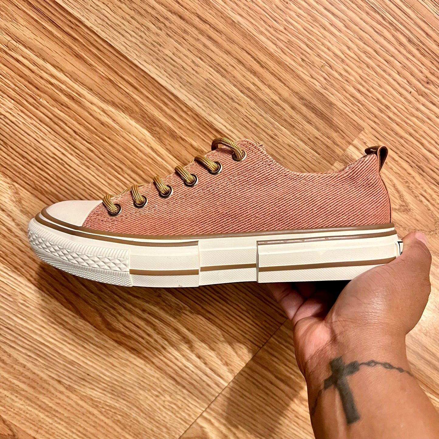 VERY G Chucky Rust Canvas Sneaker