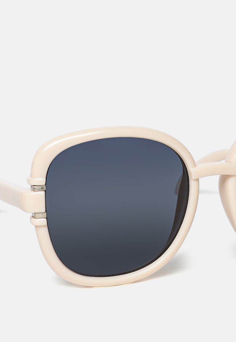 Non-Classic Oversized Oval Sunglasses