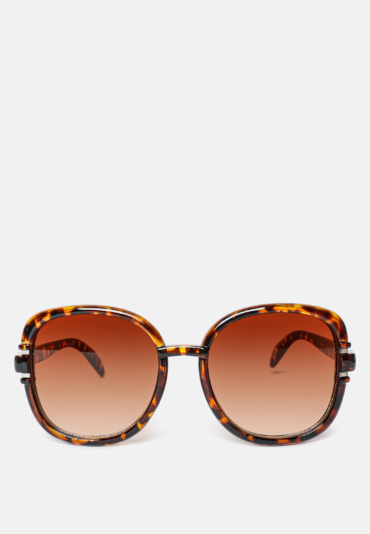 Non-Classic Oversized Oval Sunglasses