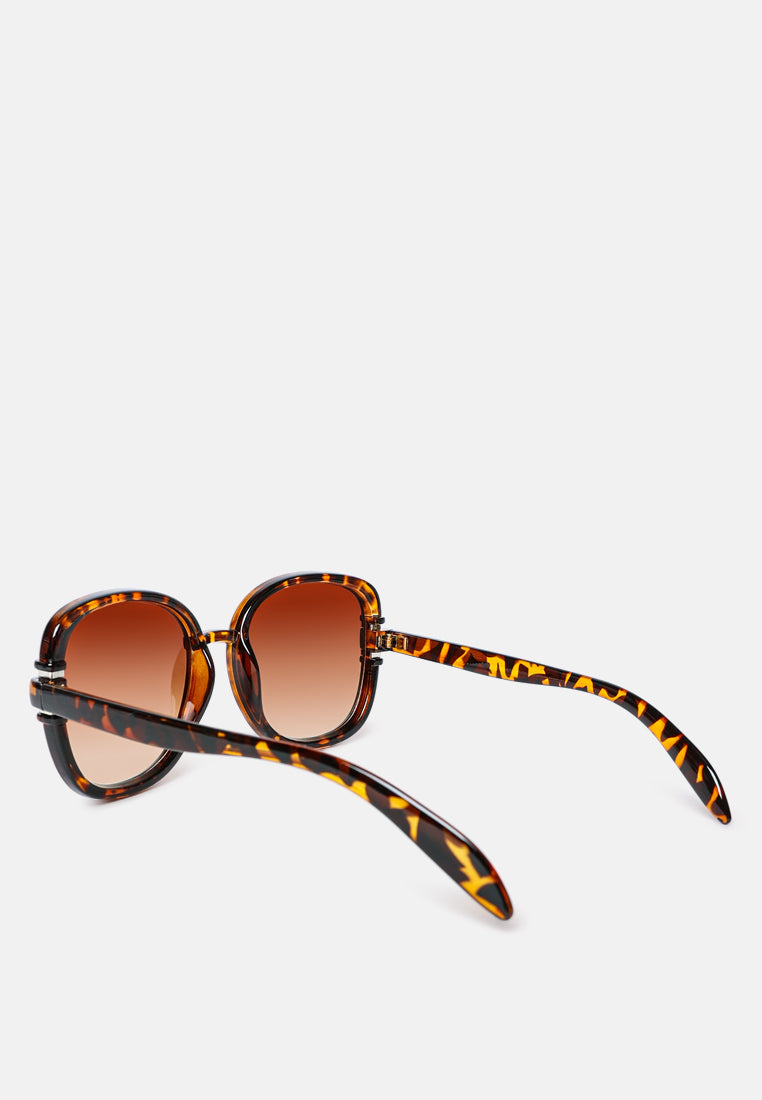 Non-Classic Oversized Oval Sunglasses