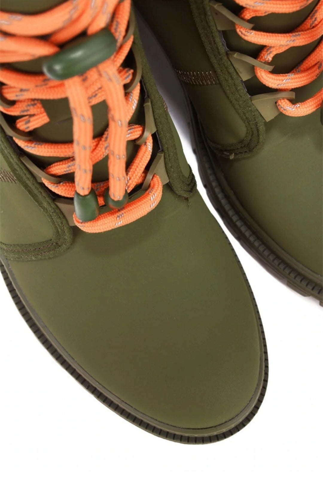 Shake. RATTLE. Roll! Orange/Green Boot