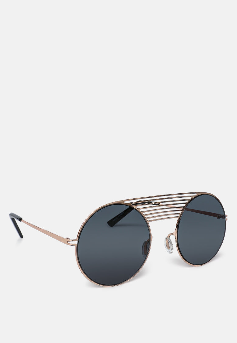 Quirky Metal Bridge Round Sunglasses